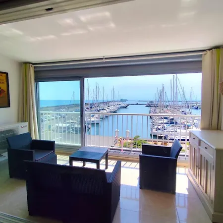 Διαμέρισμα Vue Mer, Charme & Detente